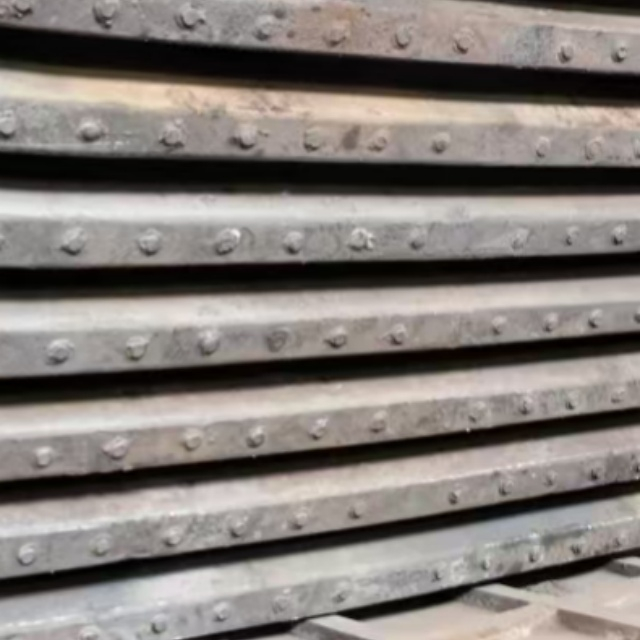Titanium Carbide Composite Lining Plates